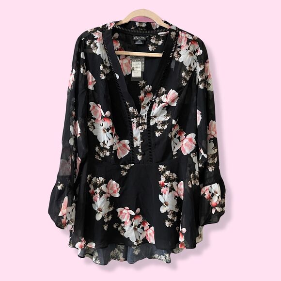 City Chic Tops - Trendy City Chic Sacred Lotus Floral Top Crochet Accent Flutter Sleeve 18 NWT